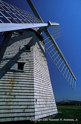 kra205003-19-Windmill-03